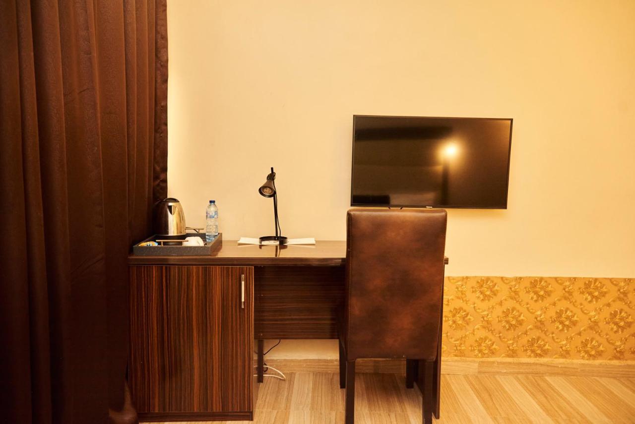 Mayfair Hotel Maitama Abuja Kültér fotó